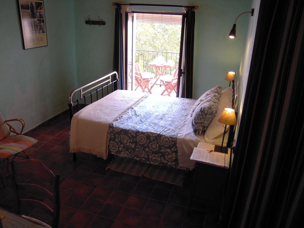 Гостьовий будинок La Casa De La Abuela Clotilde Орнос Номер фото